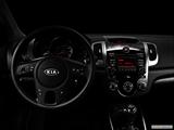  Centered wide dash shot photo